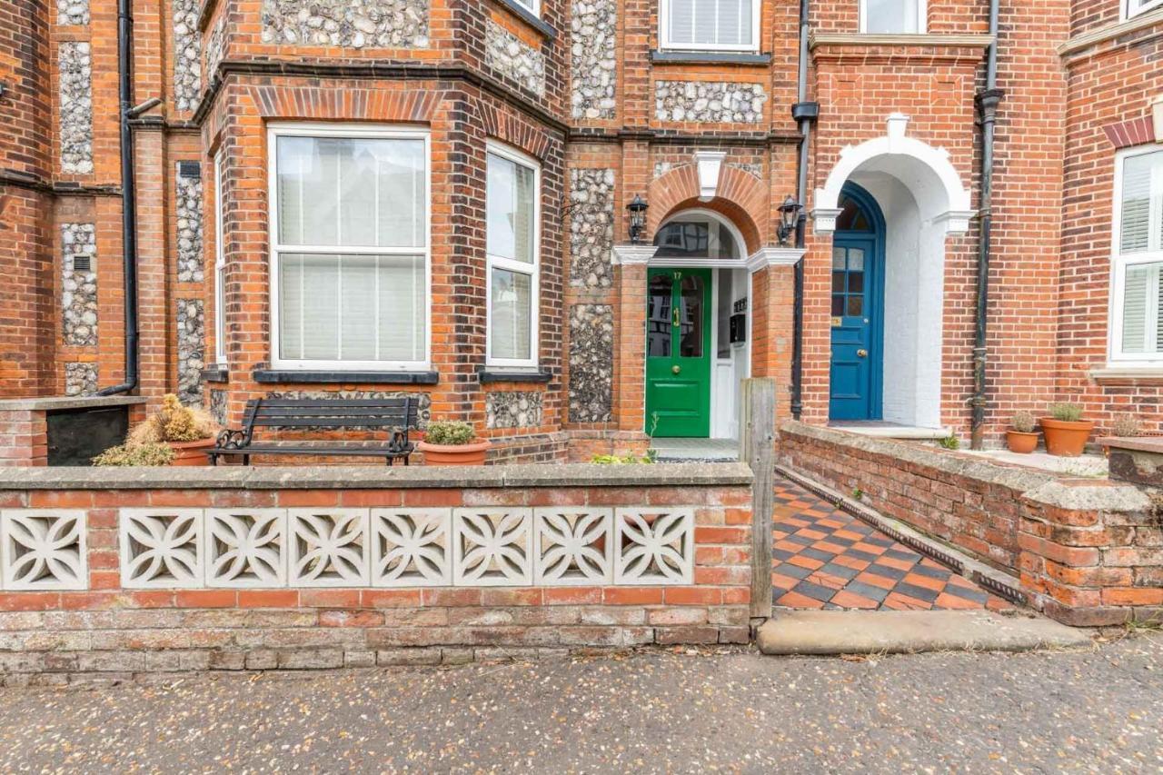 Host & Stay - Cromer Town, Apartment 1 Bagian luar foto