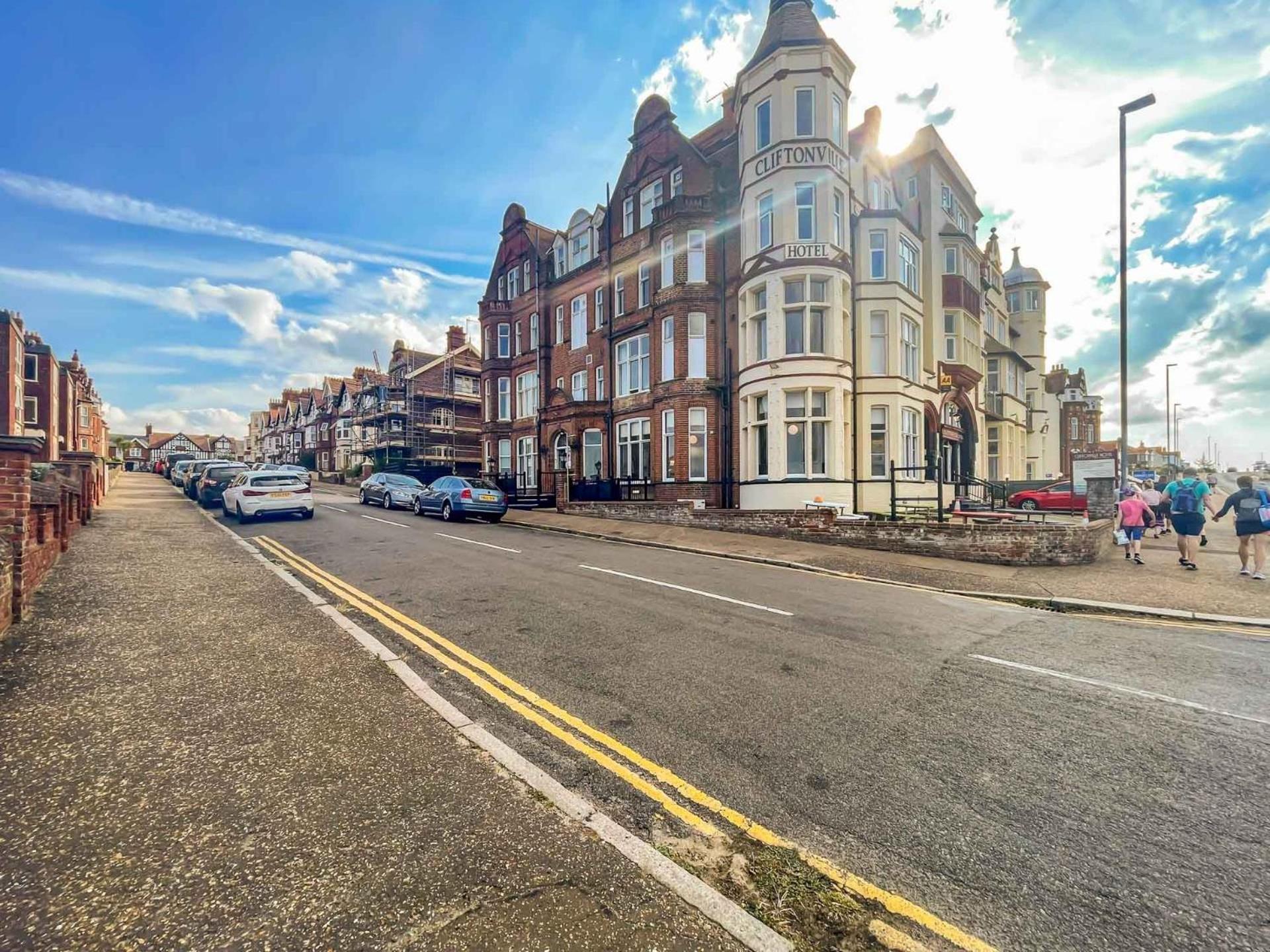 Host & Stay - Cromer Town, Apartment 1 Bagian luar foto